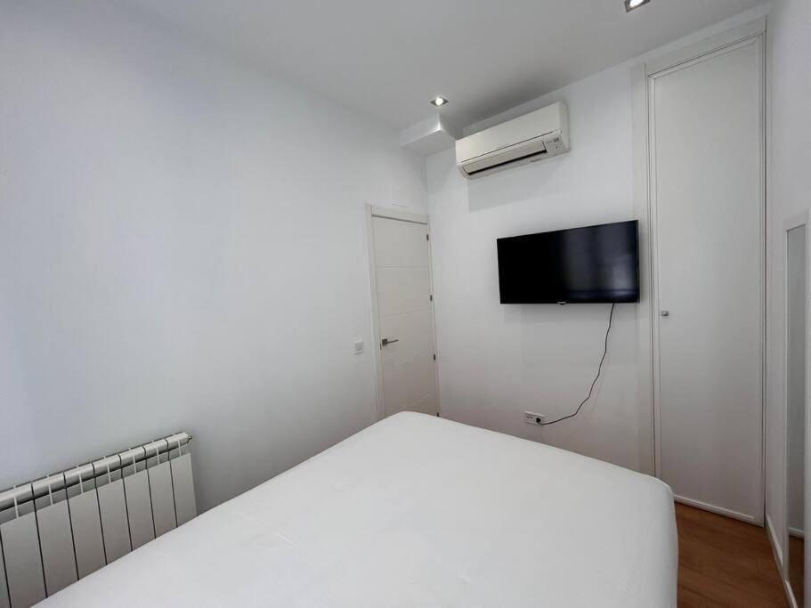 Flat In The Barrio De Las Delicias, マドリード エクステリア 写真